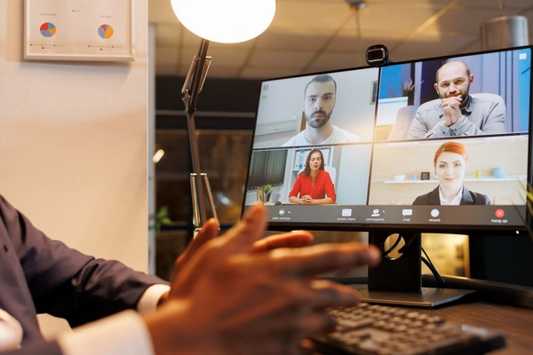 IP Telephony & Video Conferencing 1 IP Telephony & Video Conferencing Solutions